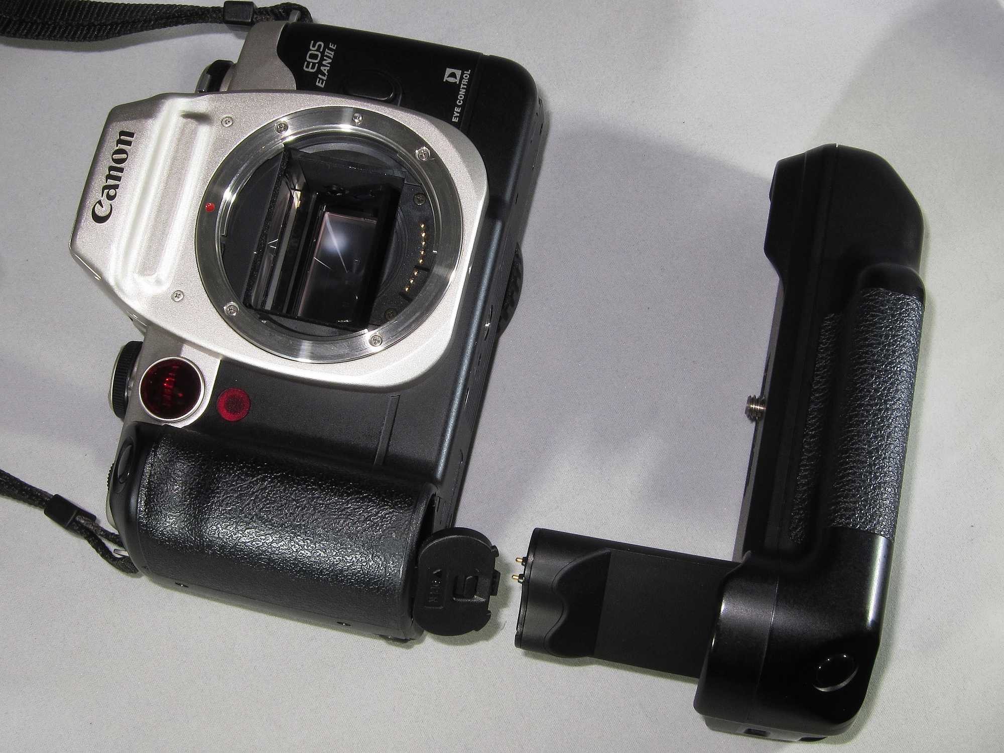 Canon EOS Elan IIe film body with power grip - Image 10