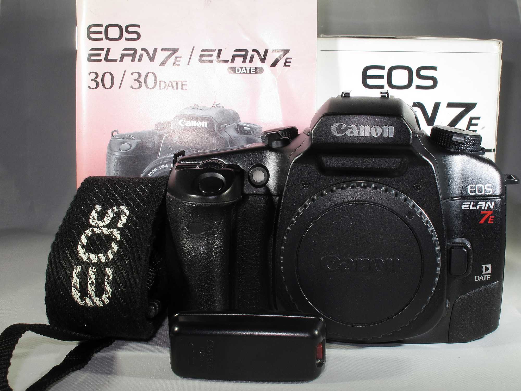 Canon EOS Elan 7 series (Elan 7e) SLR film camera body boxed - Image 9