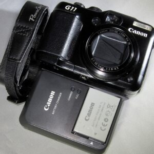 Canon Powershot G11. Advanced compact camera