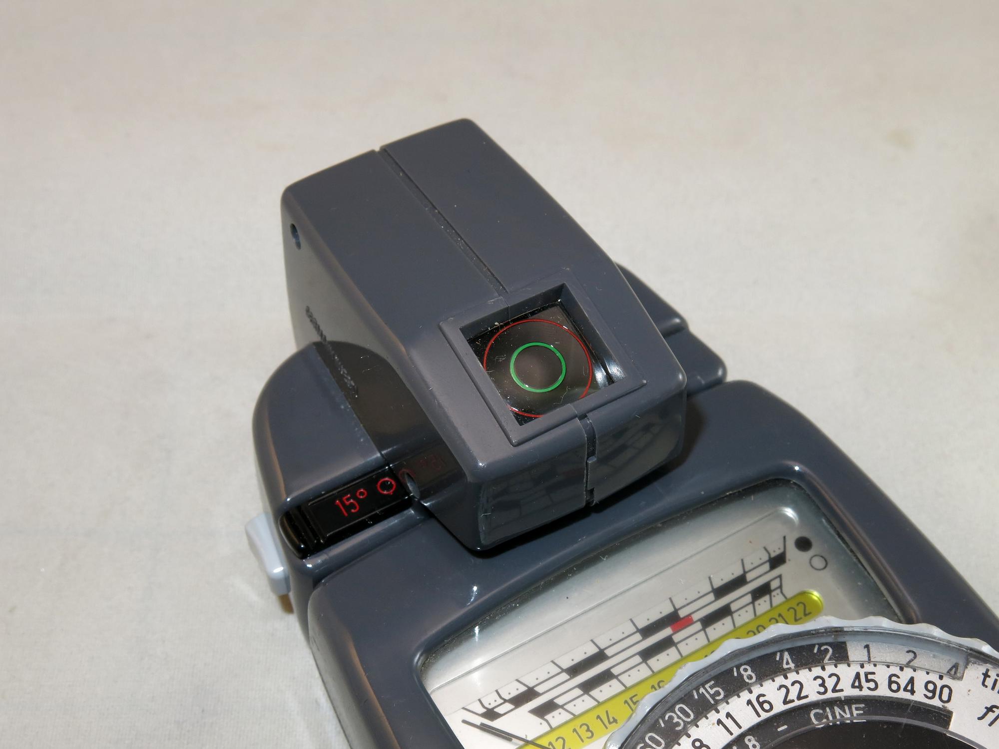 Gossen Luna-Pro, vintage light meter with case and spot attachment. - Image 7