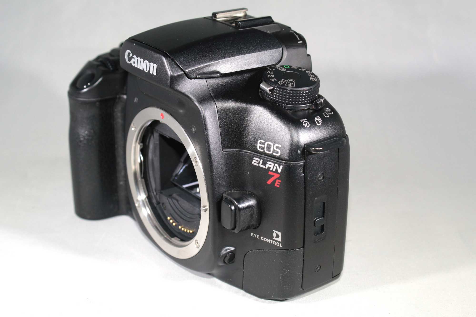 Canon EOS Elan 7 series (Elan 7e) SLR film camera body. Working, in great shape. - Image 5