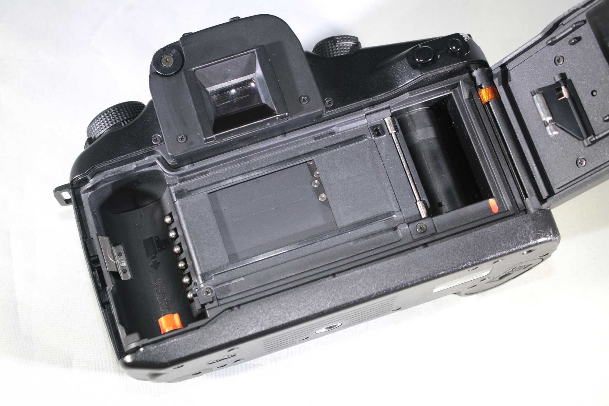 Canon EOS Elan 7 series (Elan 7e) SLR film camera body. Working, in great shape. - Image 8