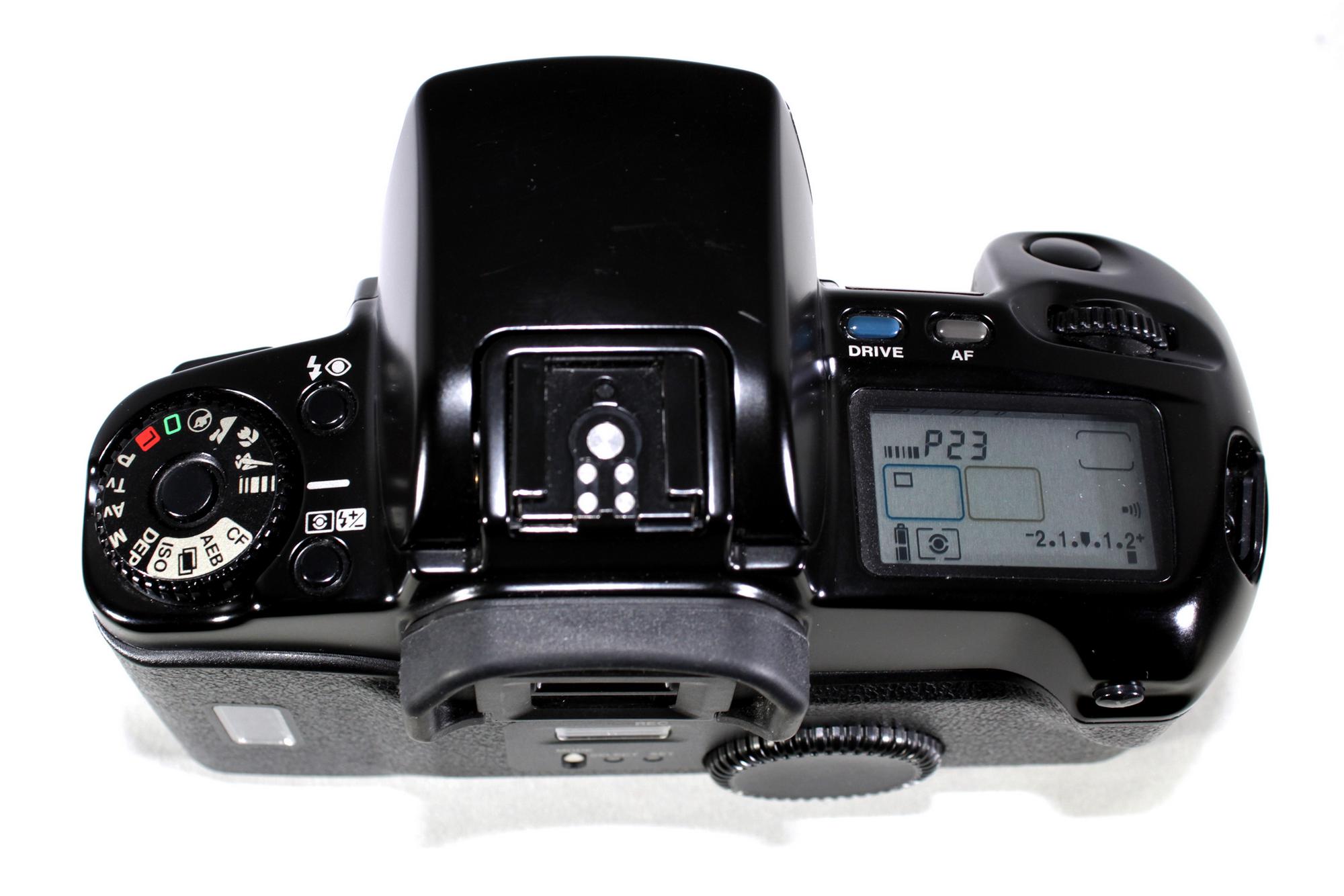 Canon EOS Elan QD film camera with... - Image 5