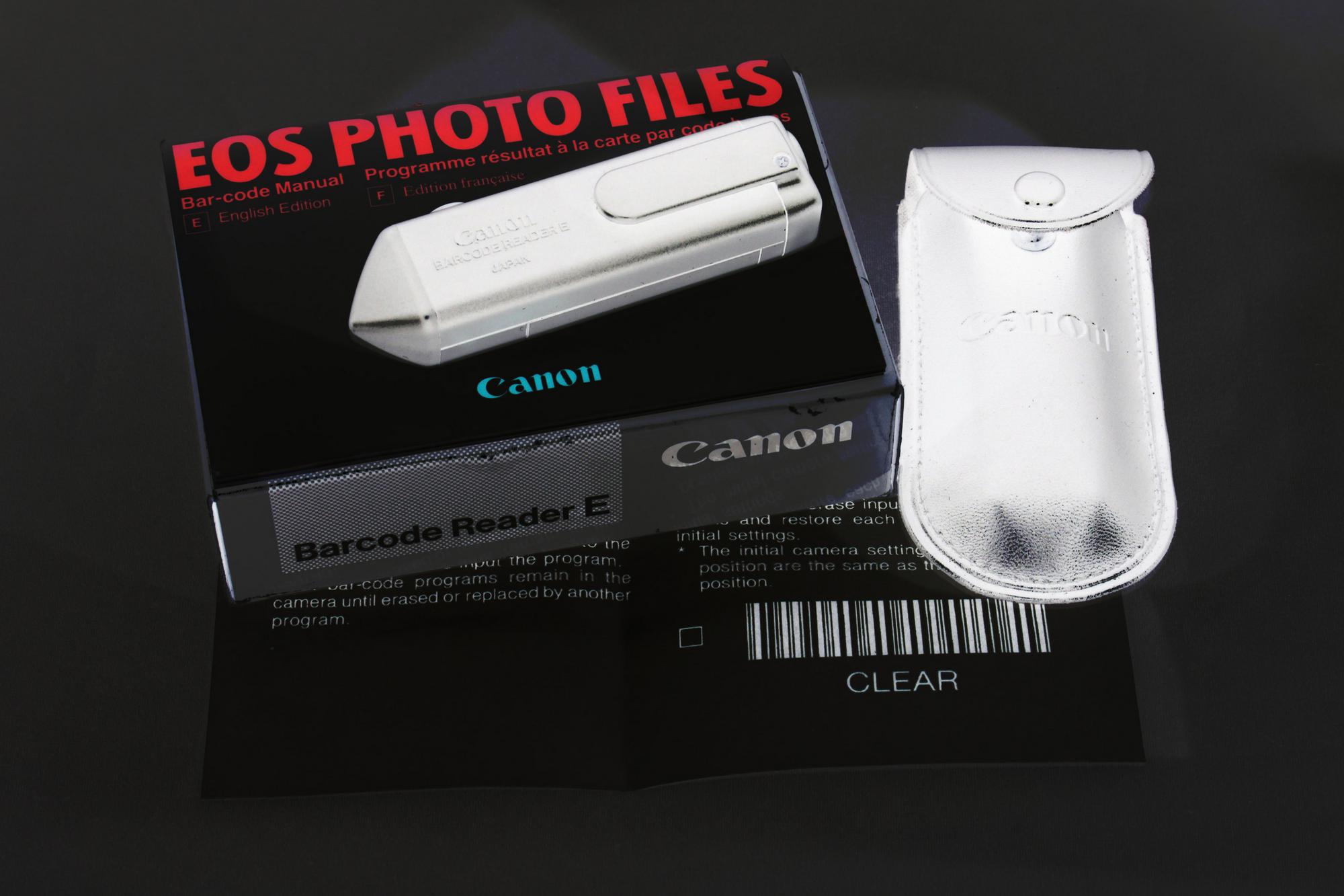 Canon EOS Elan QD film camera with... - Image 9